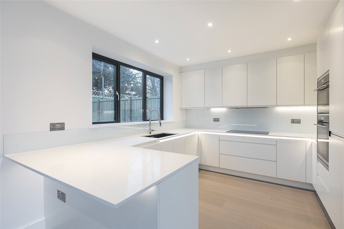 Hanwell, Ealing