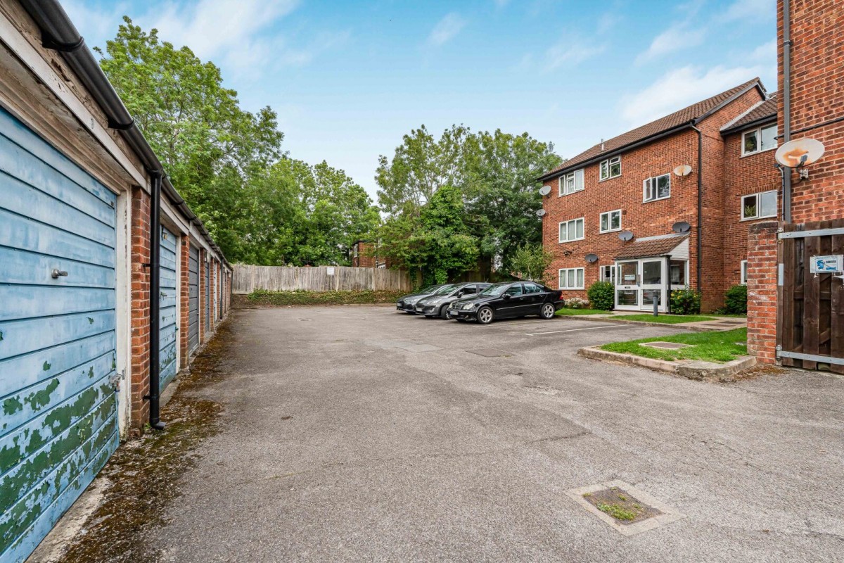 Neptune Road, Harrow, Greater London