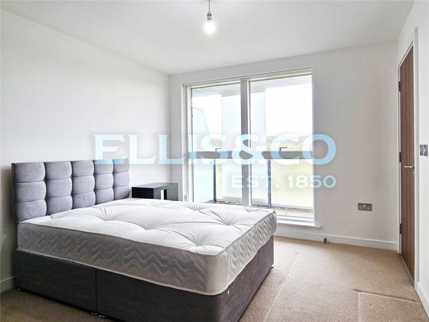 Amias Drive, Edgware, 2 Amias Drive, Edgware