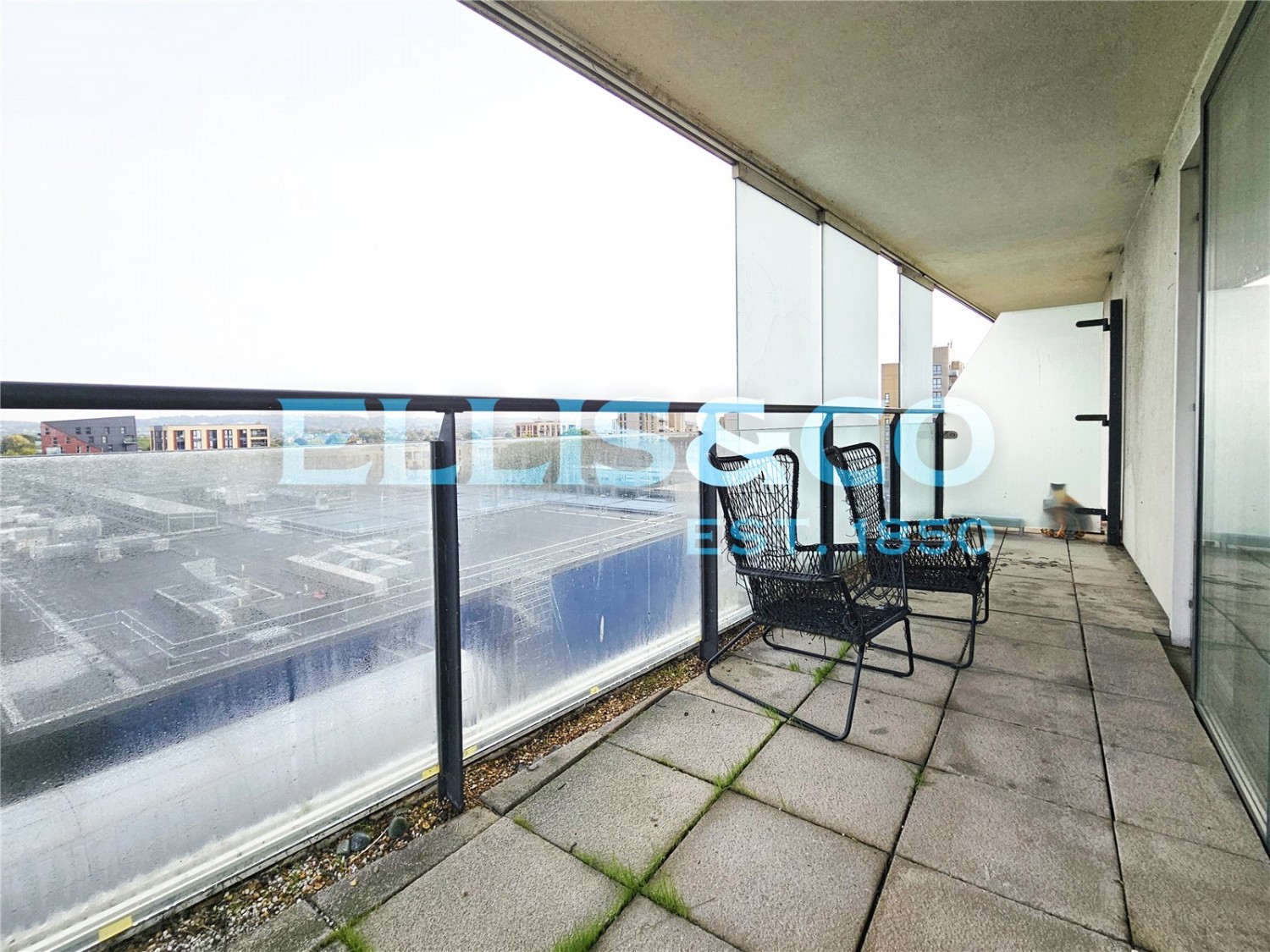 Amias Drive, Edgware, 2 Amias Drive, Edgware