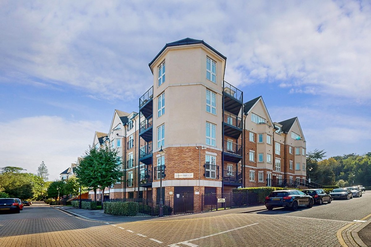 Brightwen Grove, Stanmore