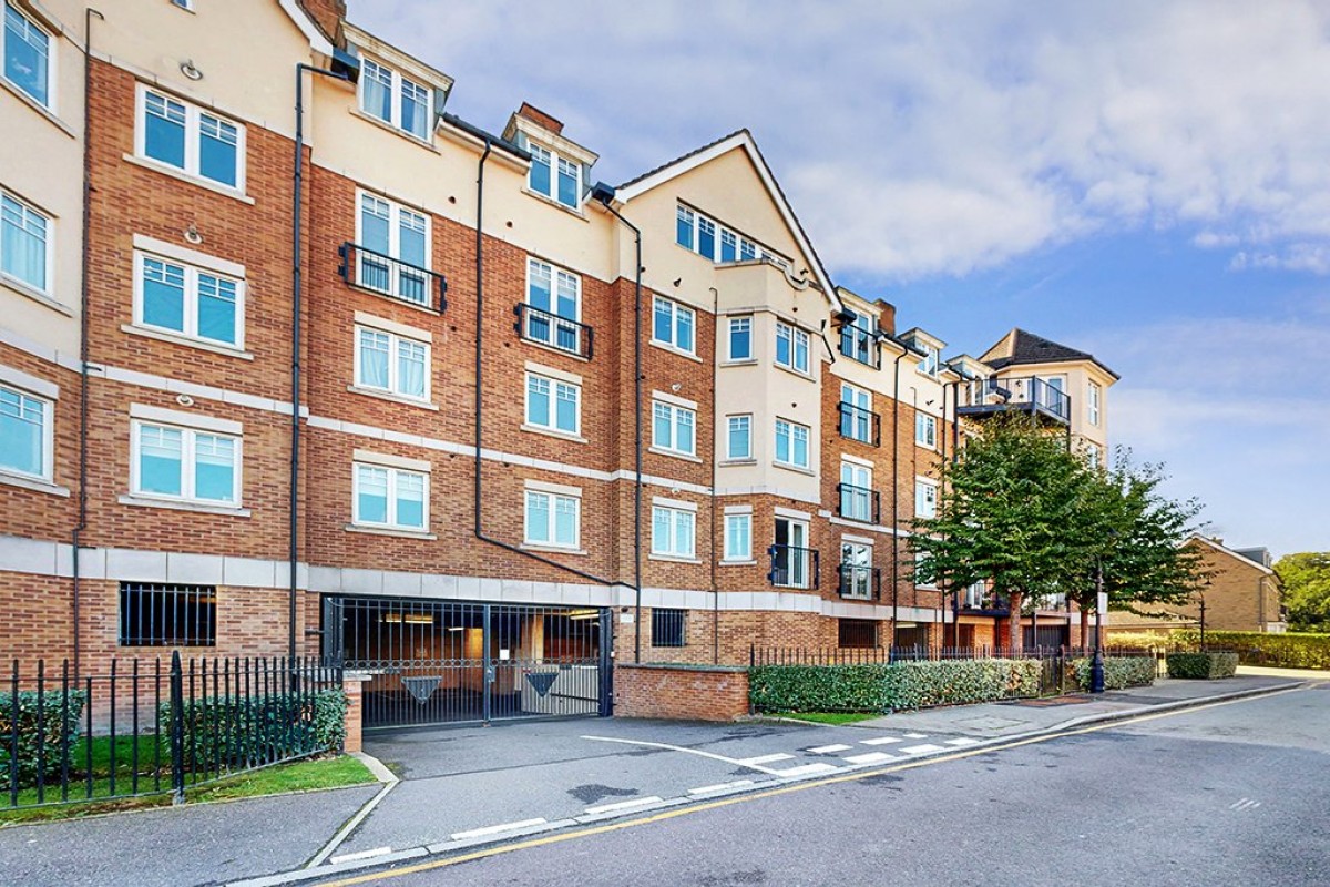 Brightwen Grove, Stanmore