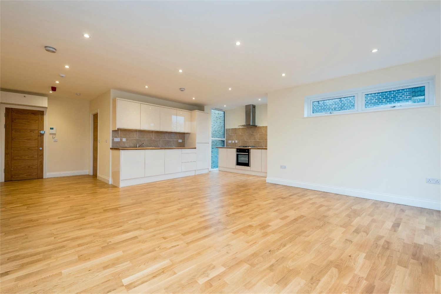 Green Lanes, 318 Green Lanes, Manor House, London