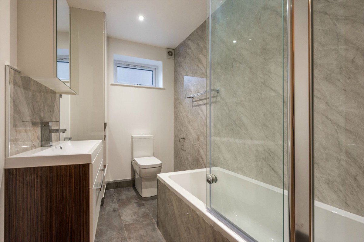 Green Lanes, 318 Green Lanes, Manor House, London