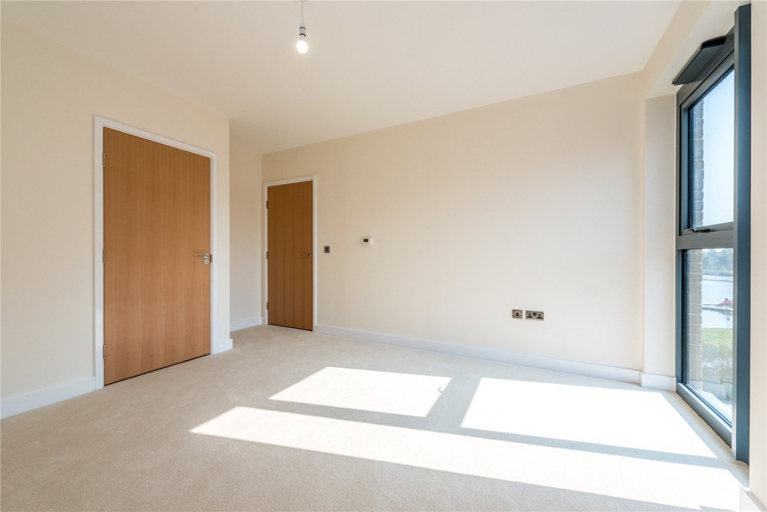 Green Lanes Walk, 2 Green Lanes Walk, Manor House, London