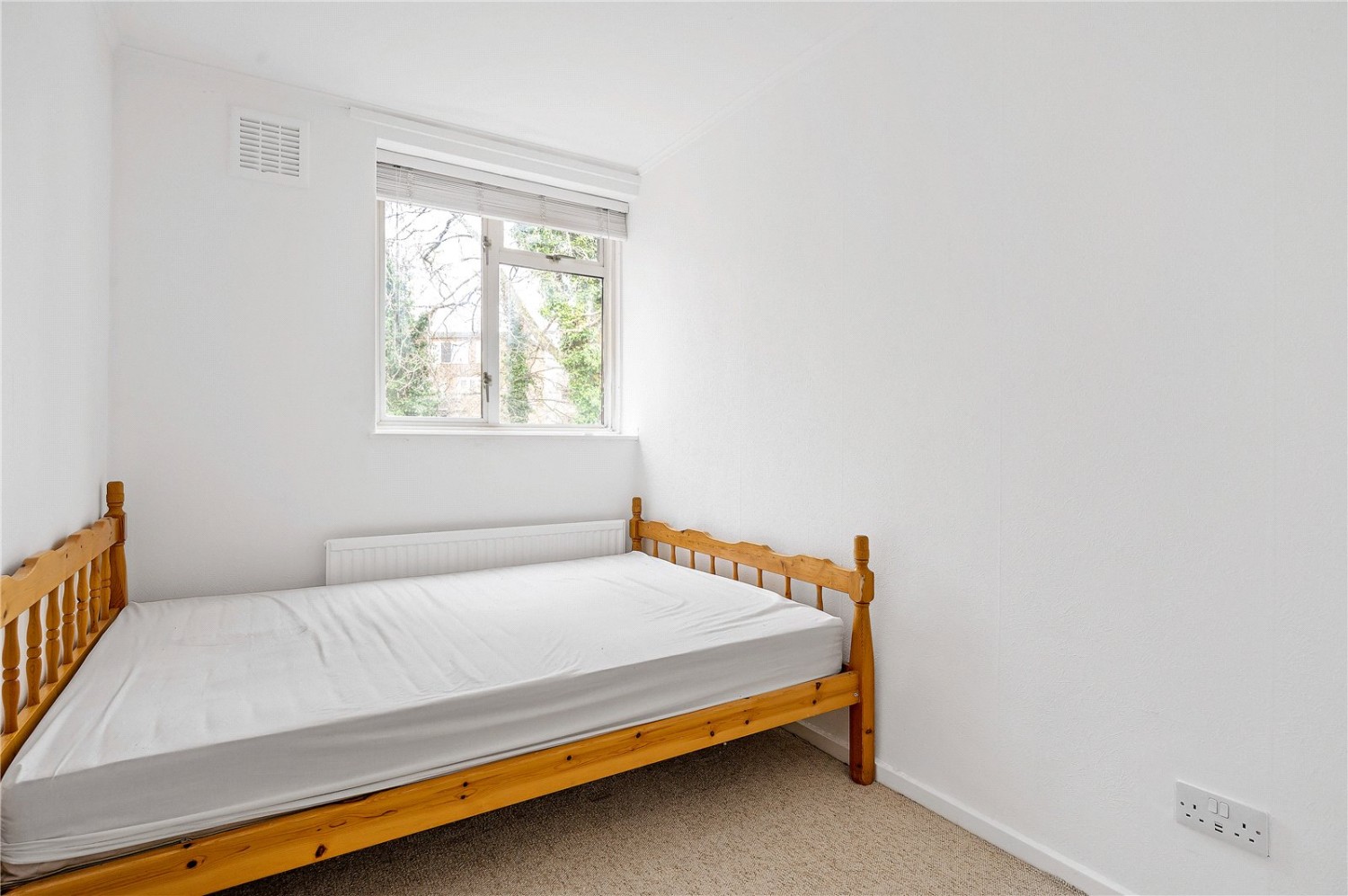 Hawthorne Close, Islington, London