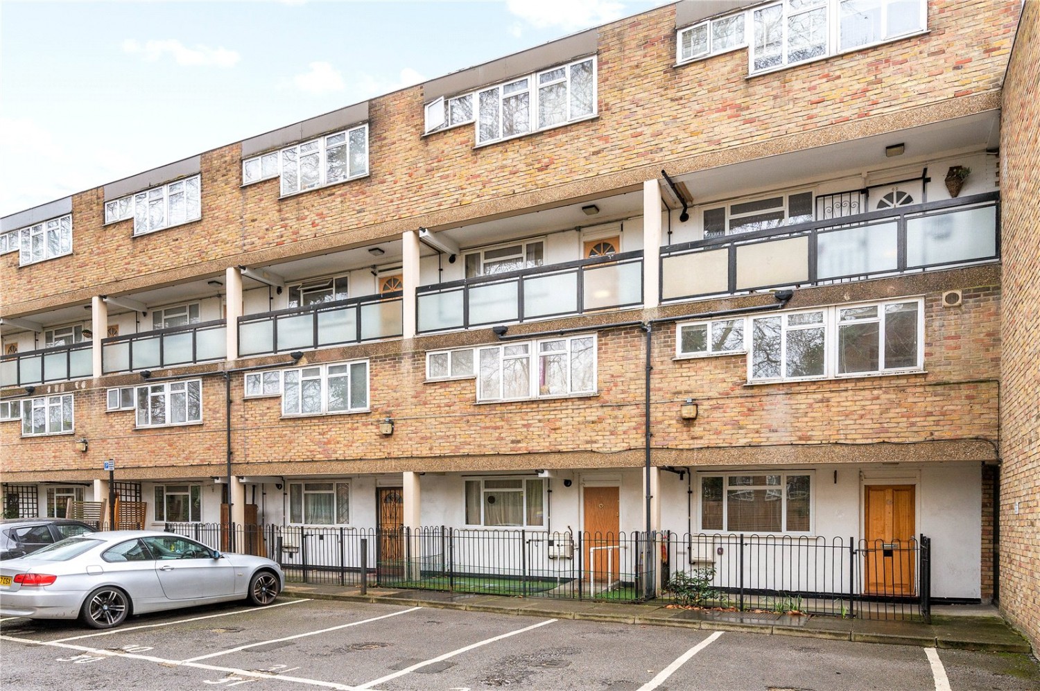 Hawthorne Close, Islington, London