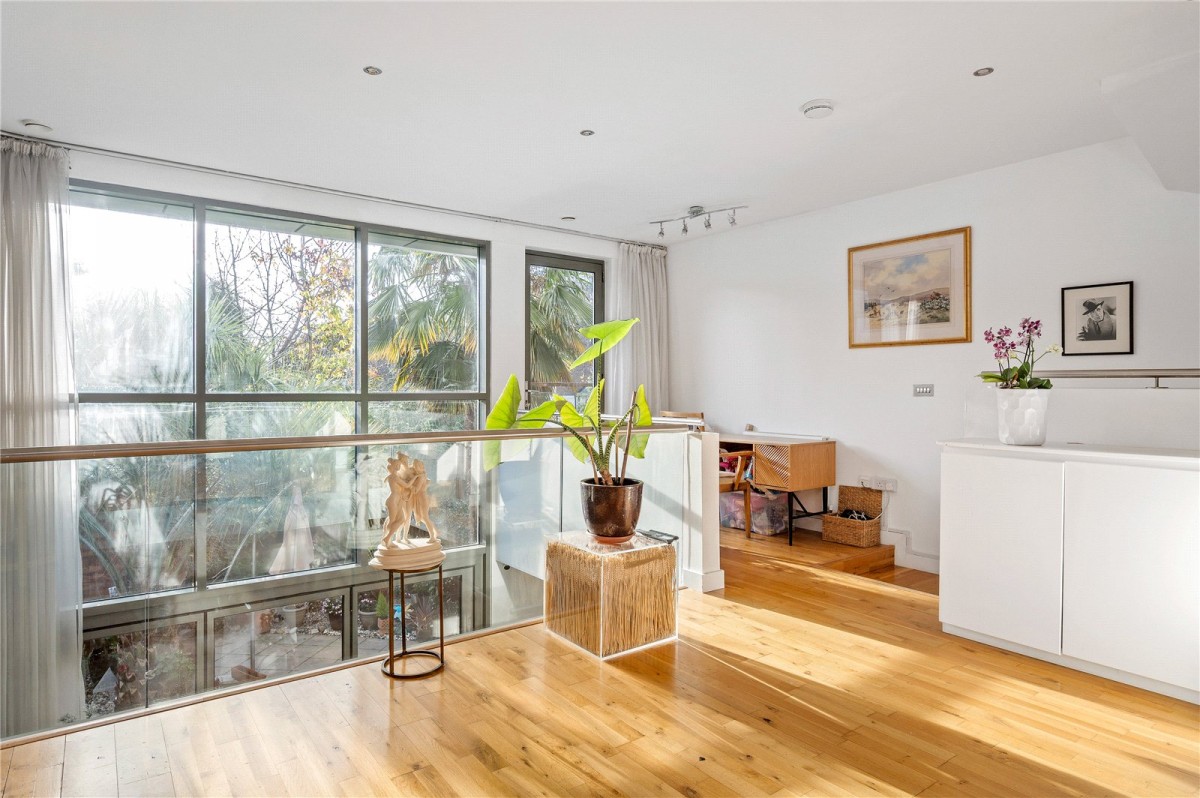 Calabria Road, Highbury, London