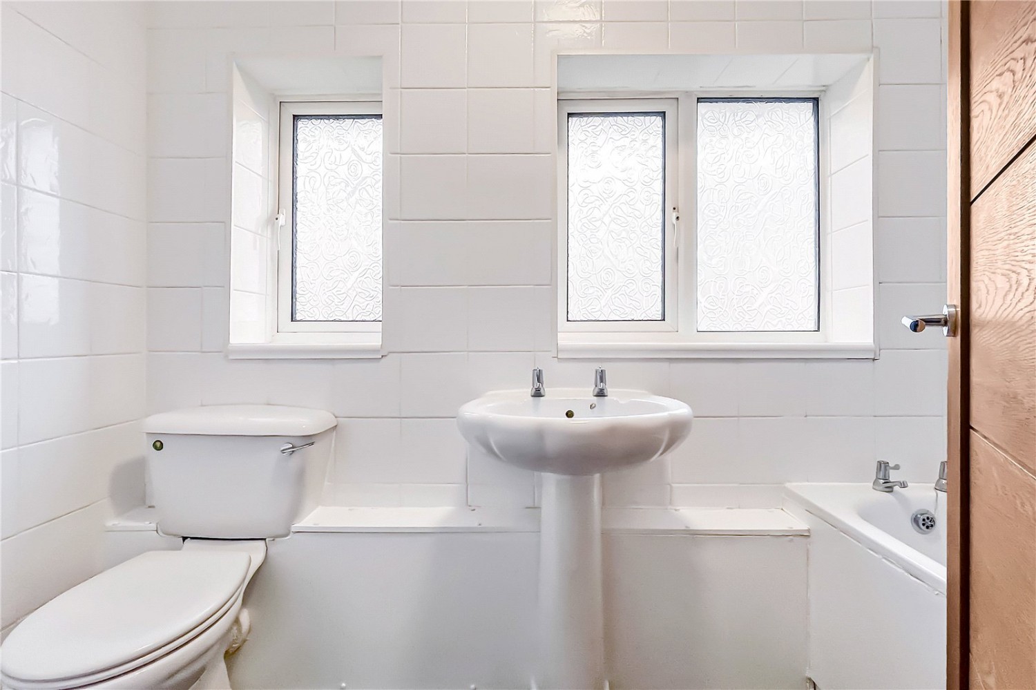 Grantham Green, Borehamwood