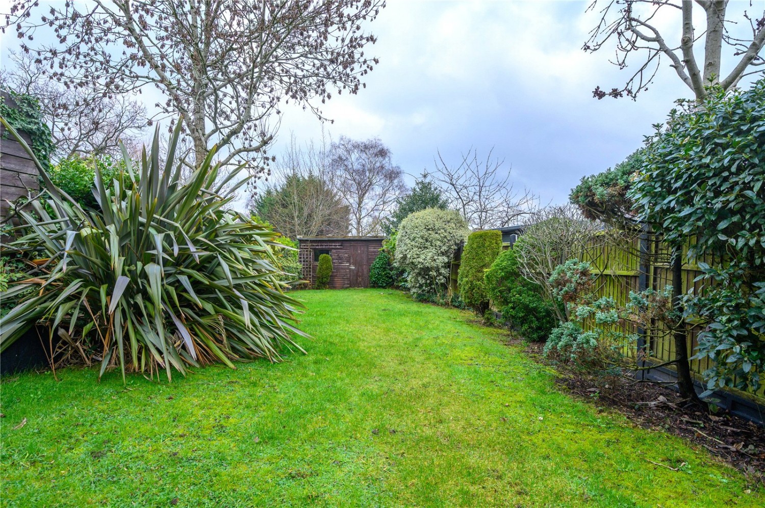 Grantham Green, Borehamwood