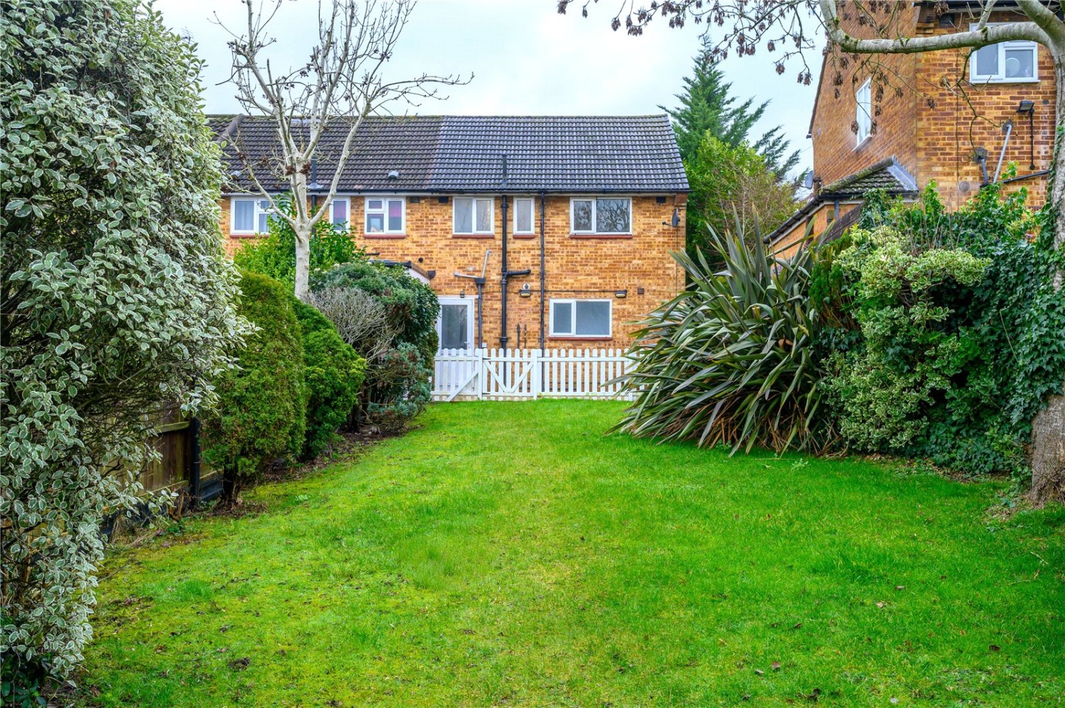 Grantham Green, Borehamwood