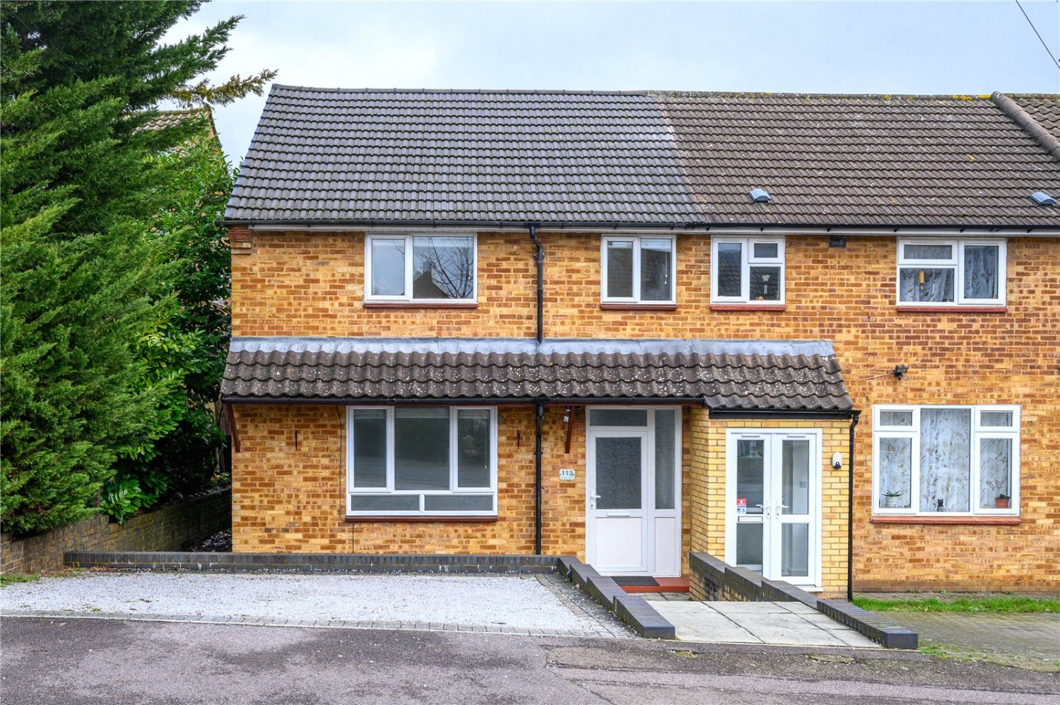 Grantham Green, Borehamwood