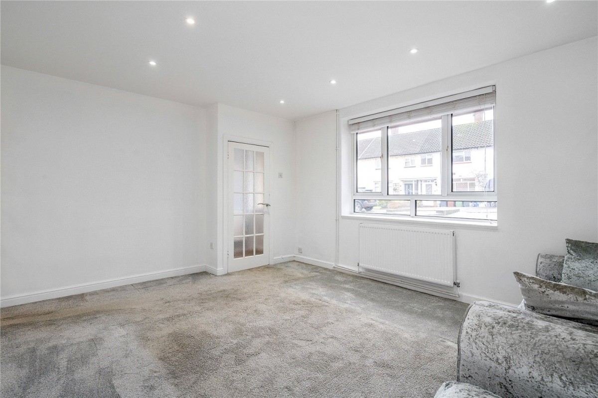 Grantham Green, Borehamwood