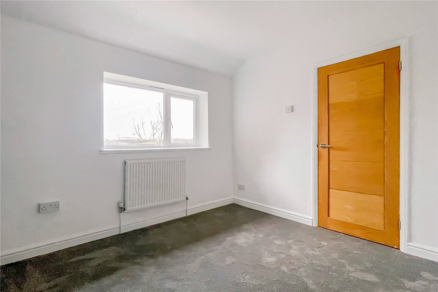 Grantham Green, Borehamwood