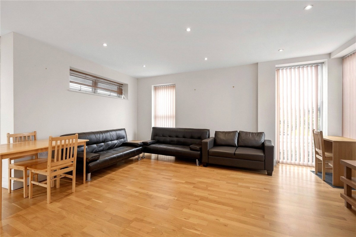 Green Lanes, 318 Green Lanes, Manor House, London