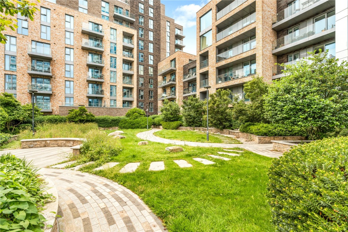 Newnton Close, 48 Newnton Close, Woodberry Down, London