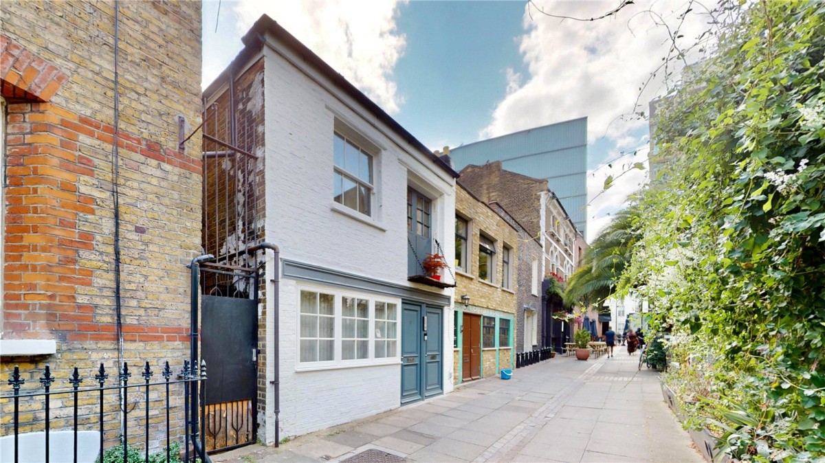 Hackney Central, London