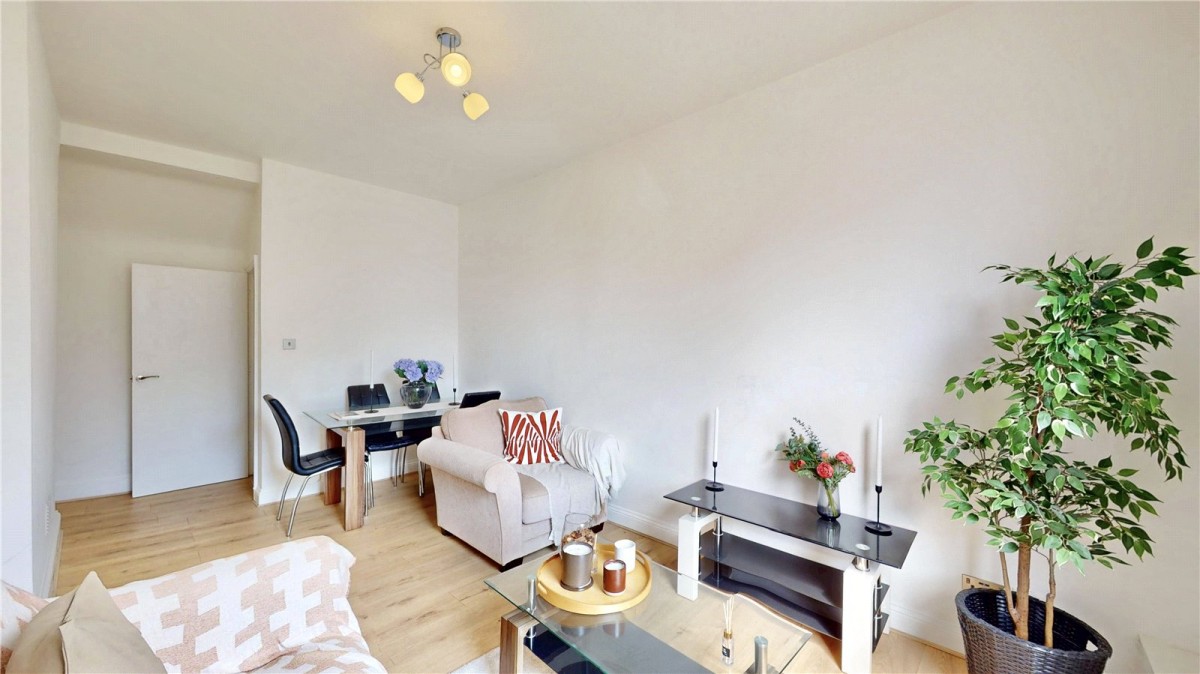 Hackney Central, London