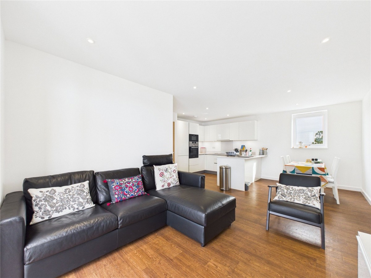 Hitchin Lane, Stanmore Place, Stanmore