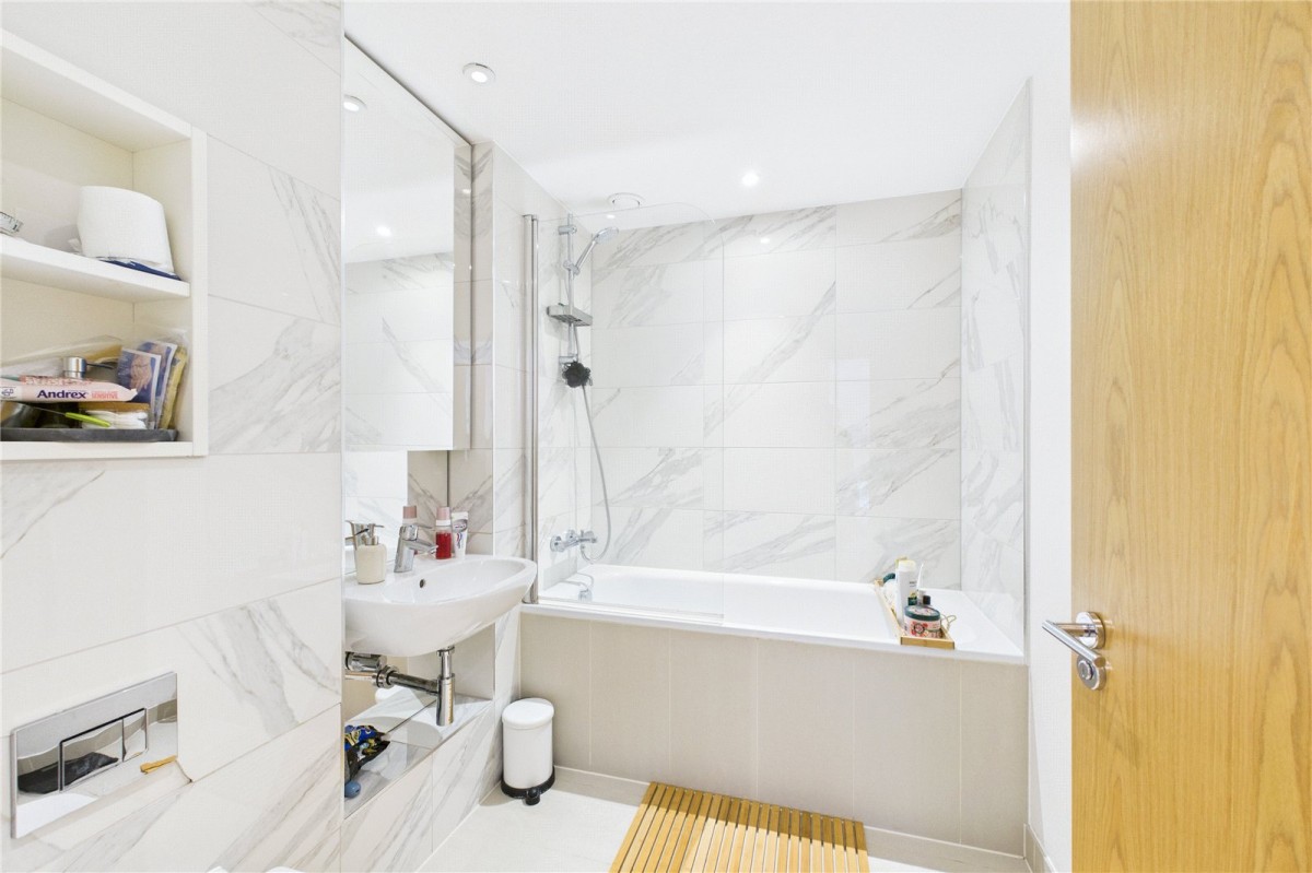 Howard Road, Stanmore