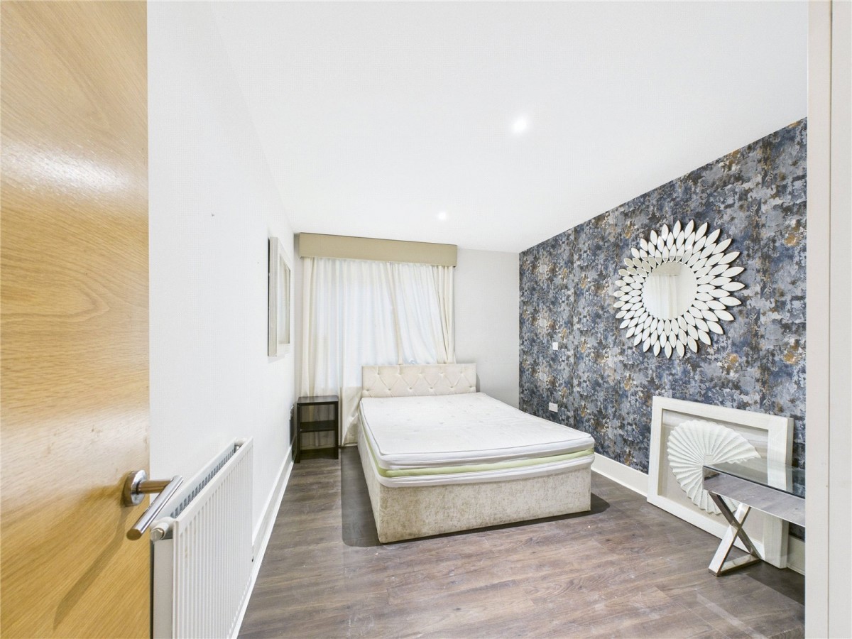 Howard Road, Stanmore