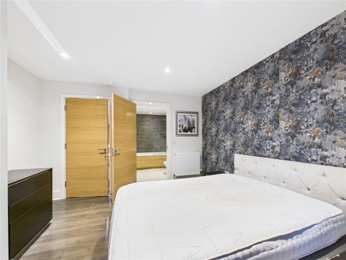 Howard Road, Stanmore