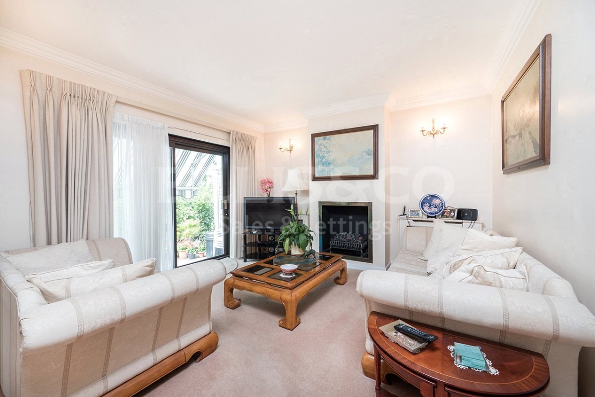 Mill Hill, London