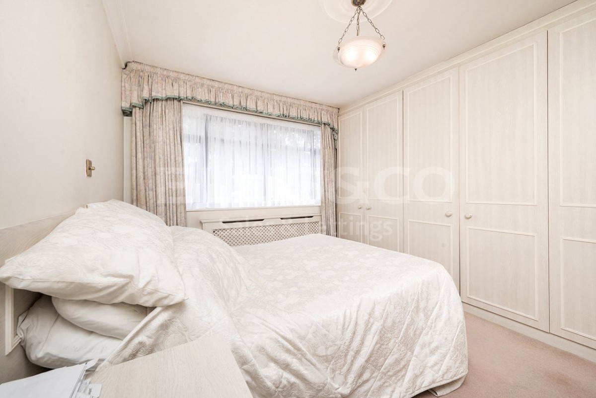 Mill Hill, London