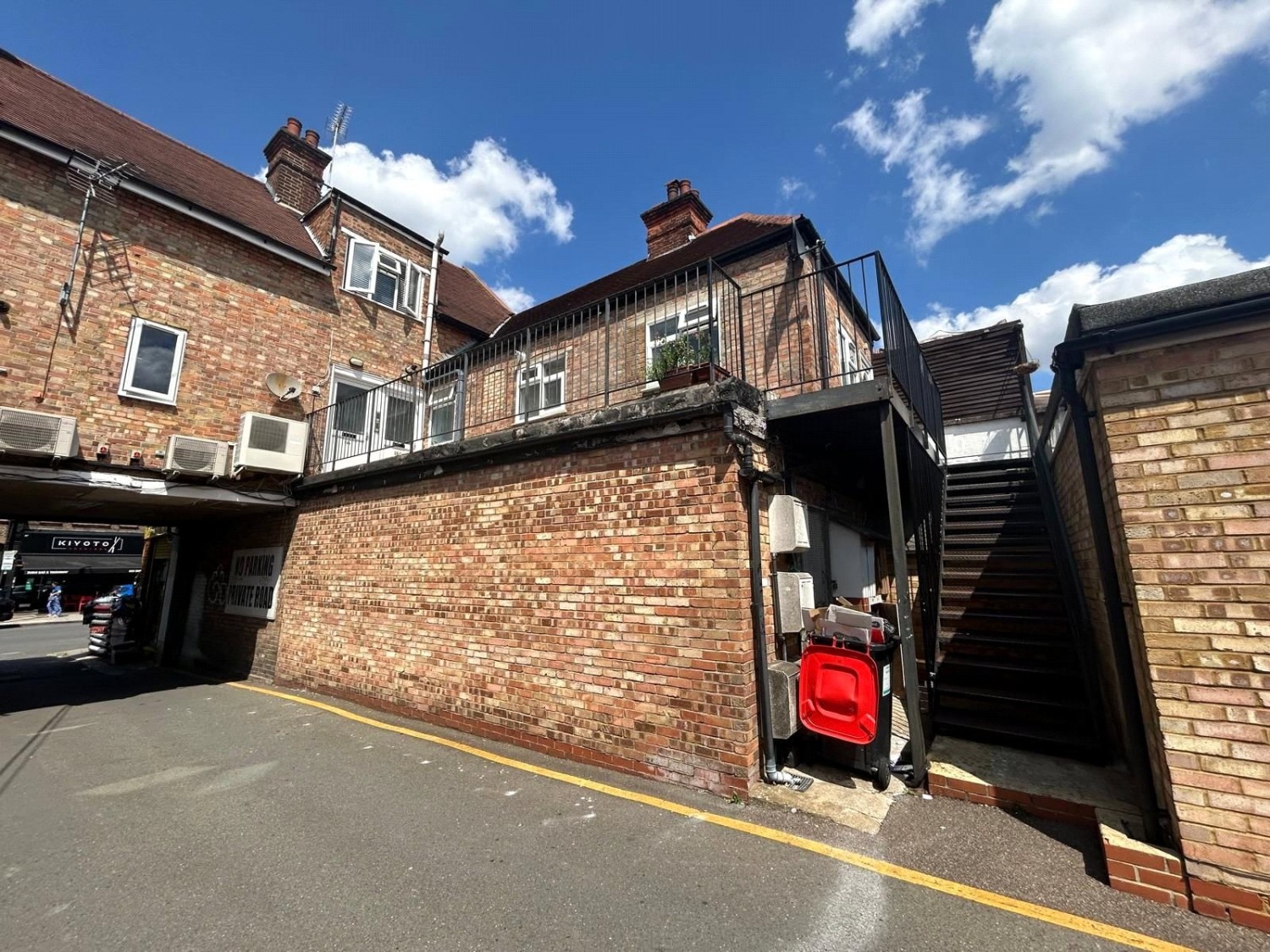 Mill Hill, London