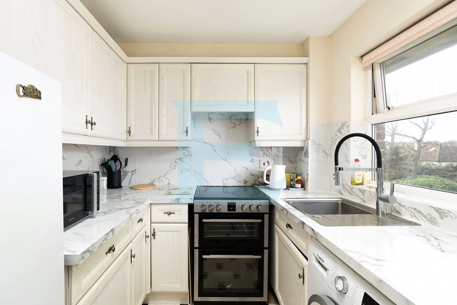 Bunns Lane, Mill Hill, London