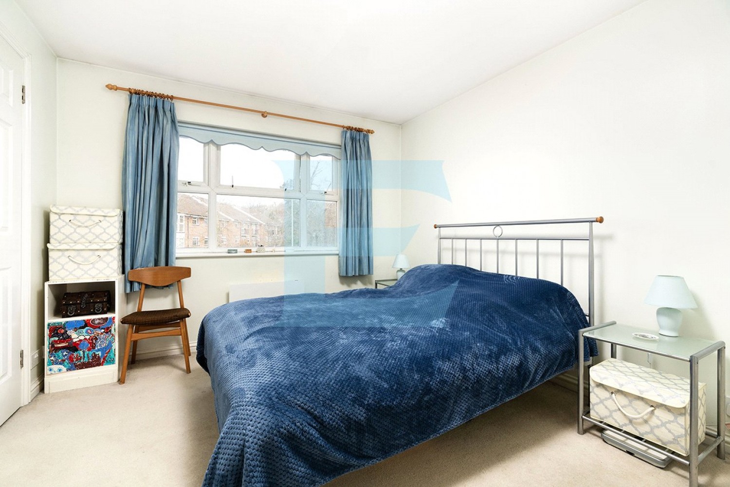 Bunns Lane, Mill Hill, London