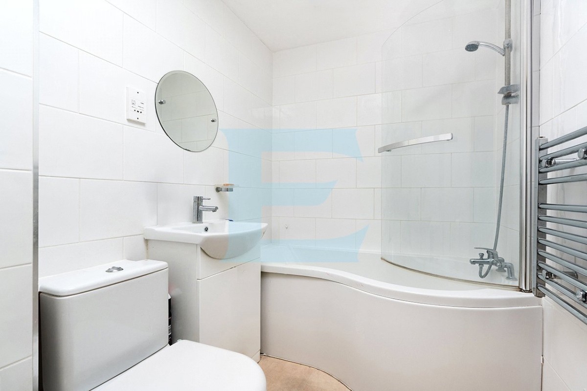 Bunns Lane, Mill Hill, London