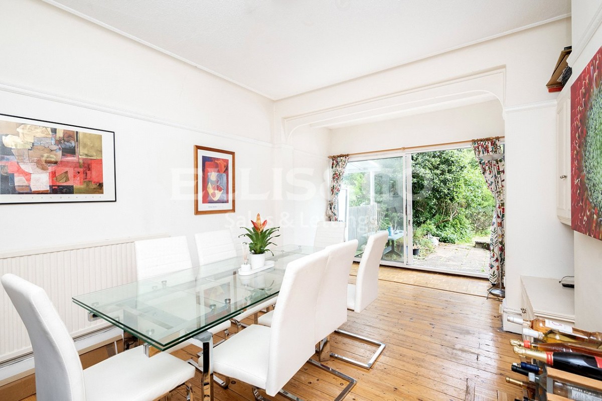 Mill Hill, London