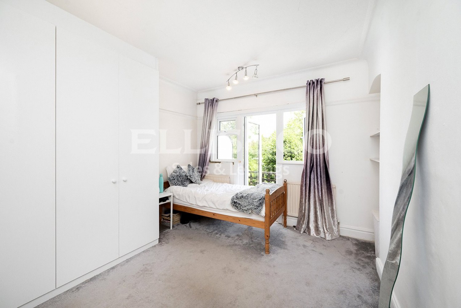 Mill Hill, London