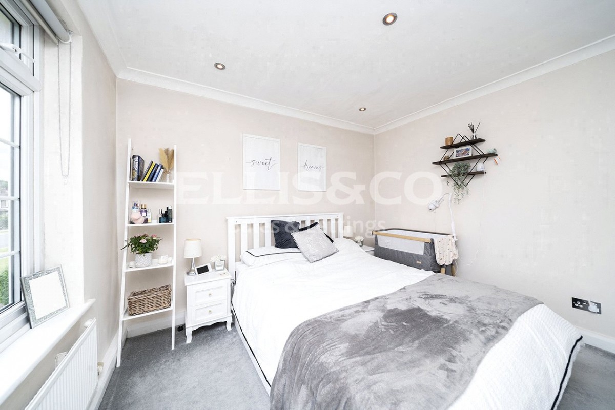 Hale Lane, Mill Hill, London