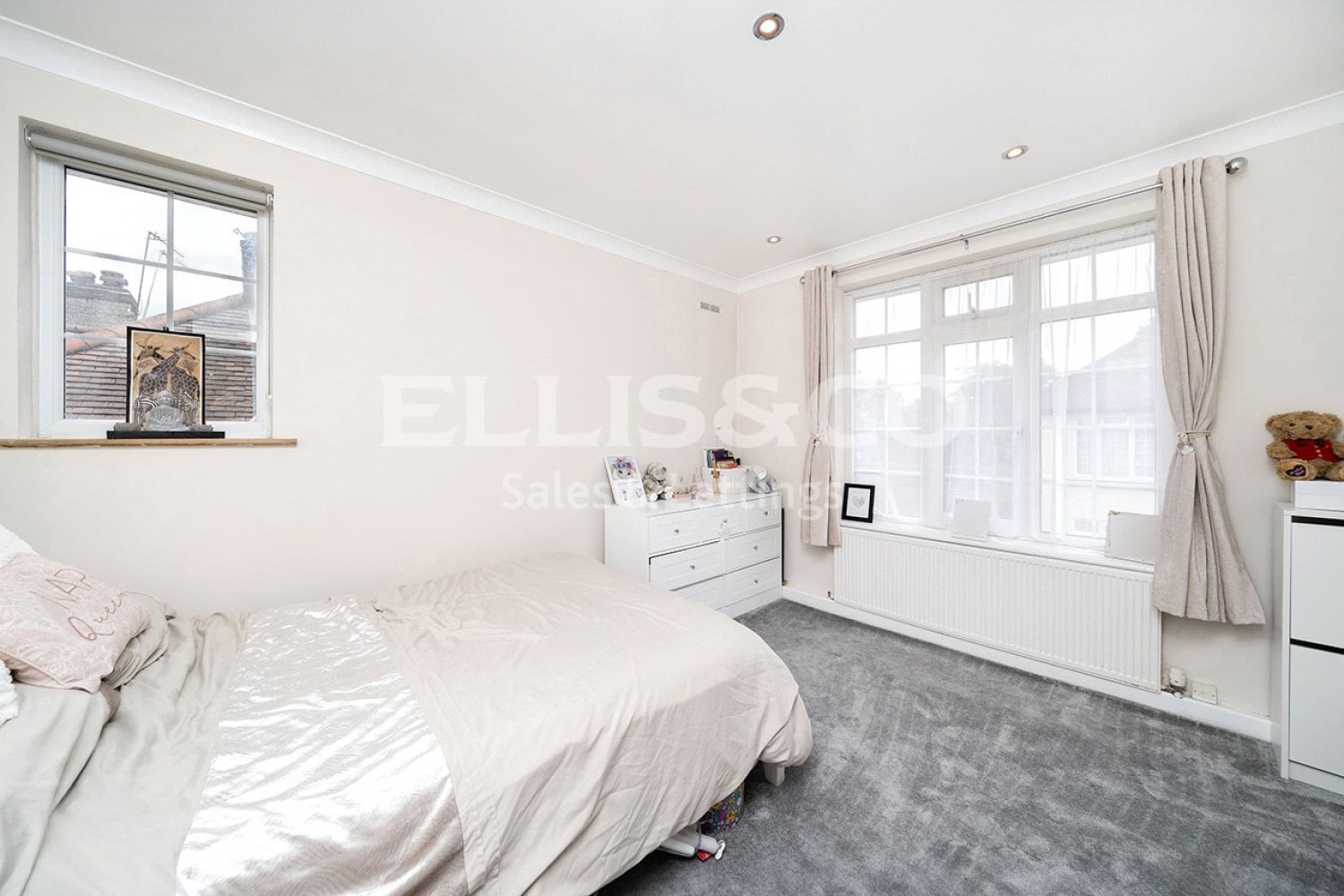 Hale Lane, Mill Hill, London