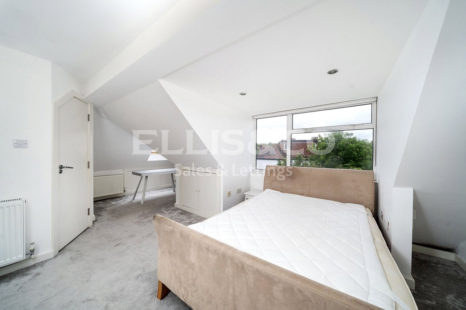 Mill Hill, London