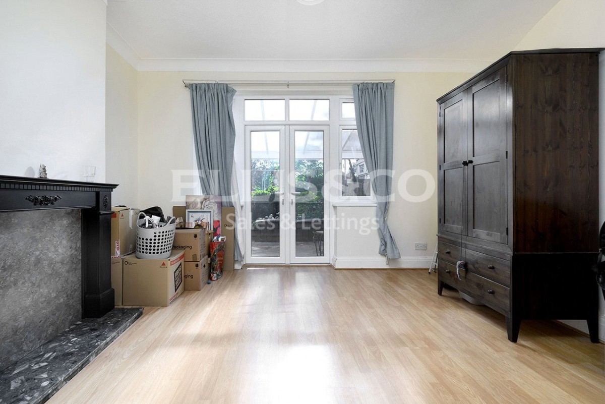 Mill Hill, London