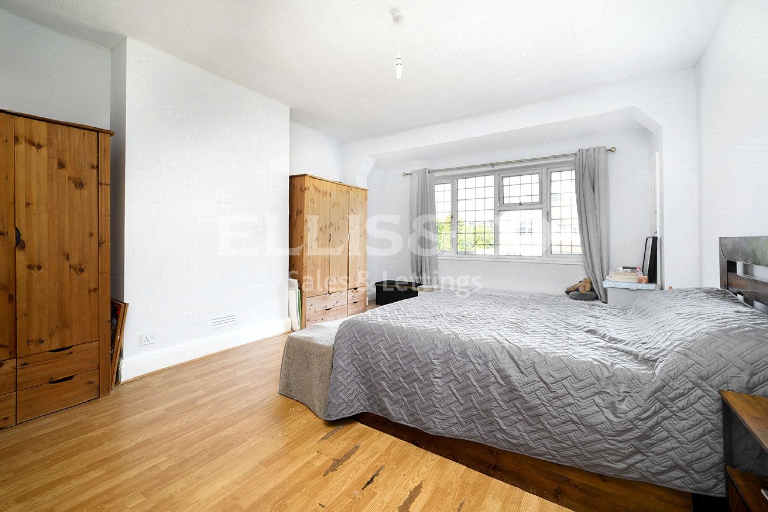 Mill Hill, London