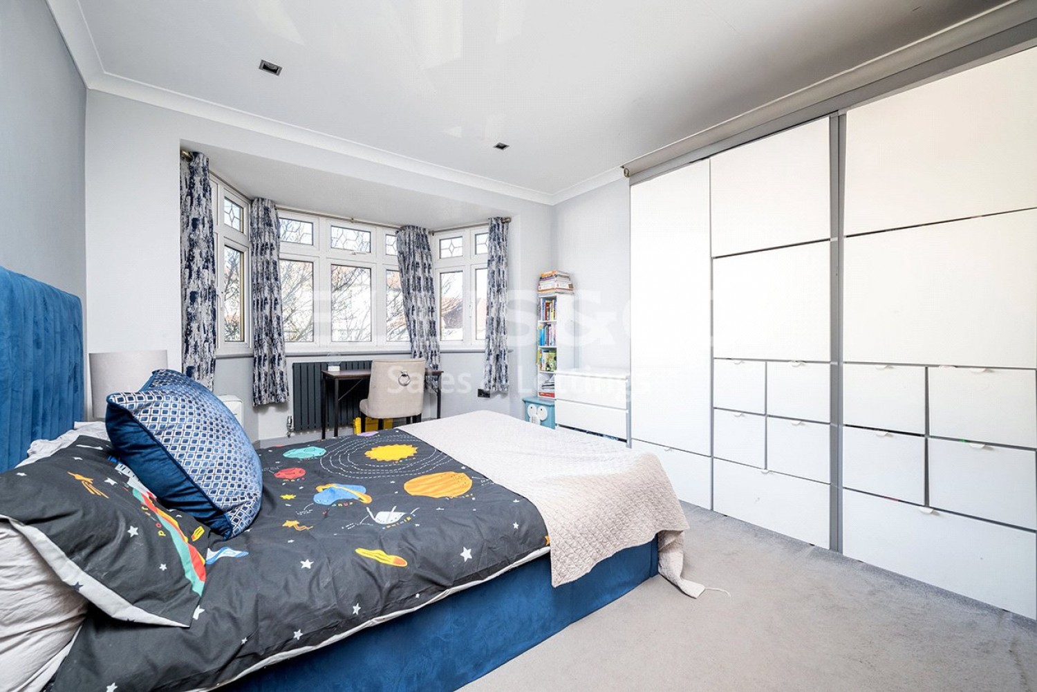 Mill Hill, London