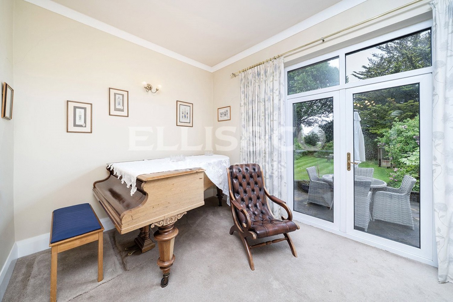 Mill Hill, London