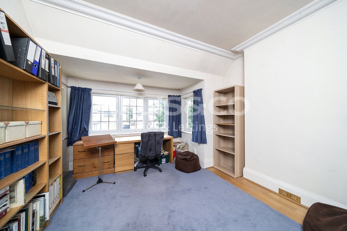 Mill Hill, London