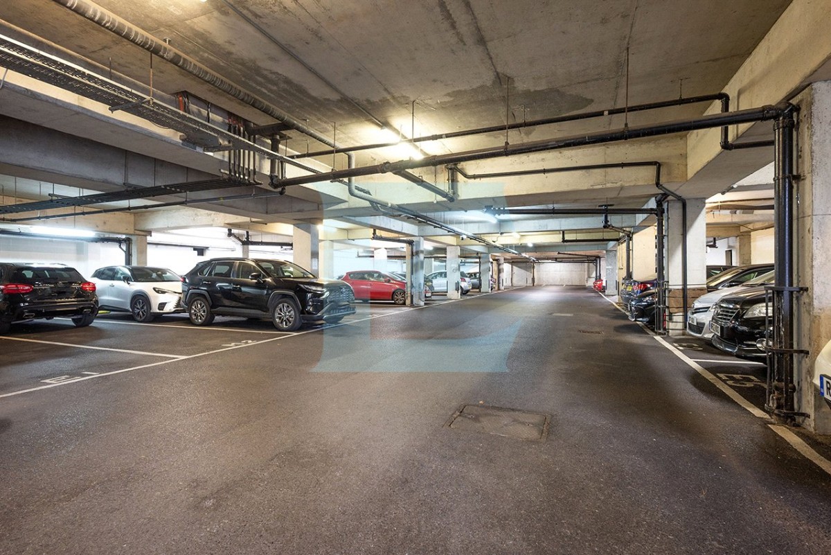 St. Vincents Lane, Mill Hill, London