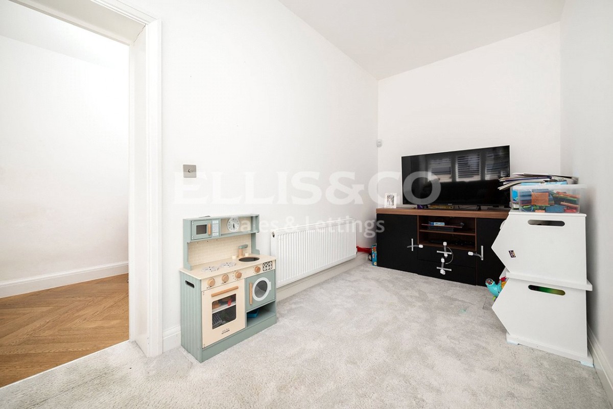 Mill Hill, London