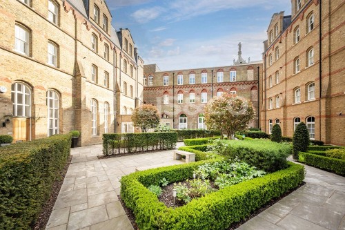 Holborn Close, 3 Holborn Close, Mill Hill, London