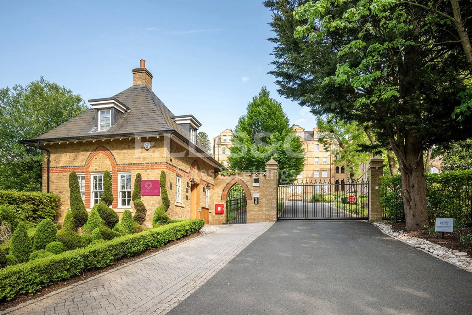 Holborn Close, 3 Holborn Close, Mill Hill, London