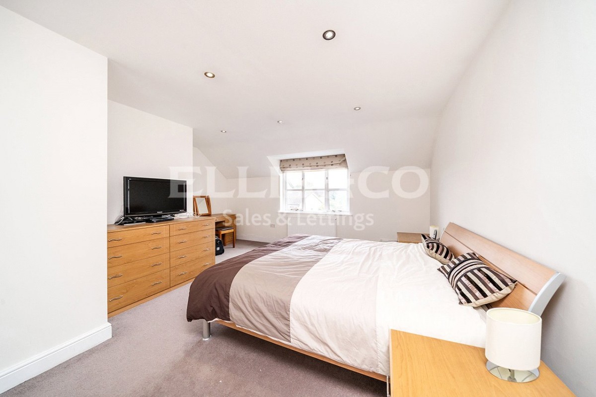 Mill Hill, London