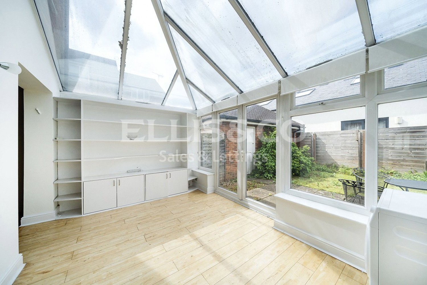 Mill Hill, London