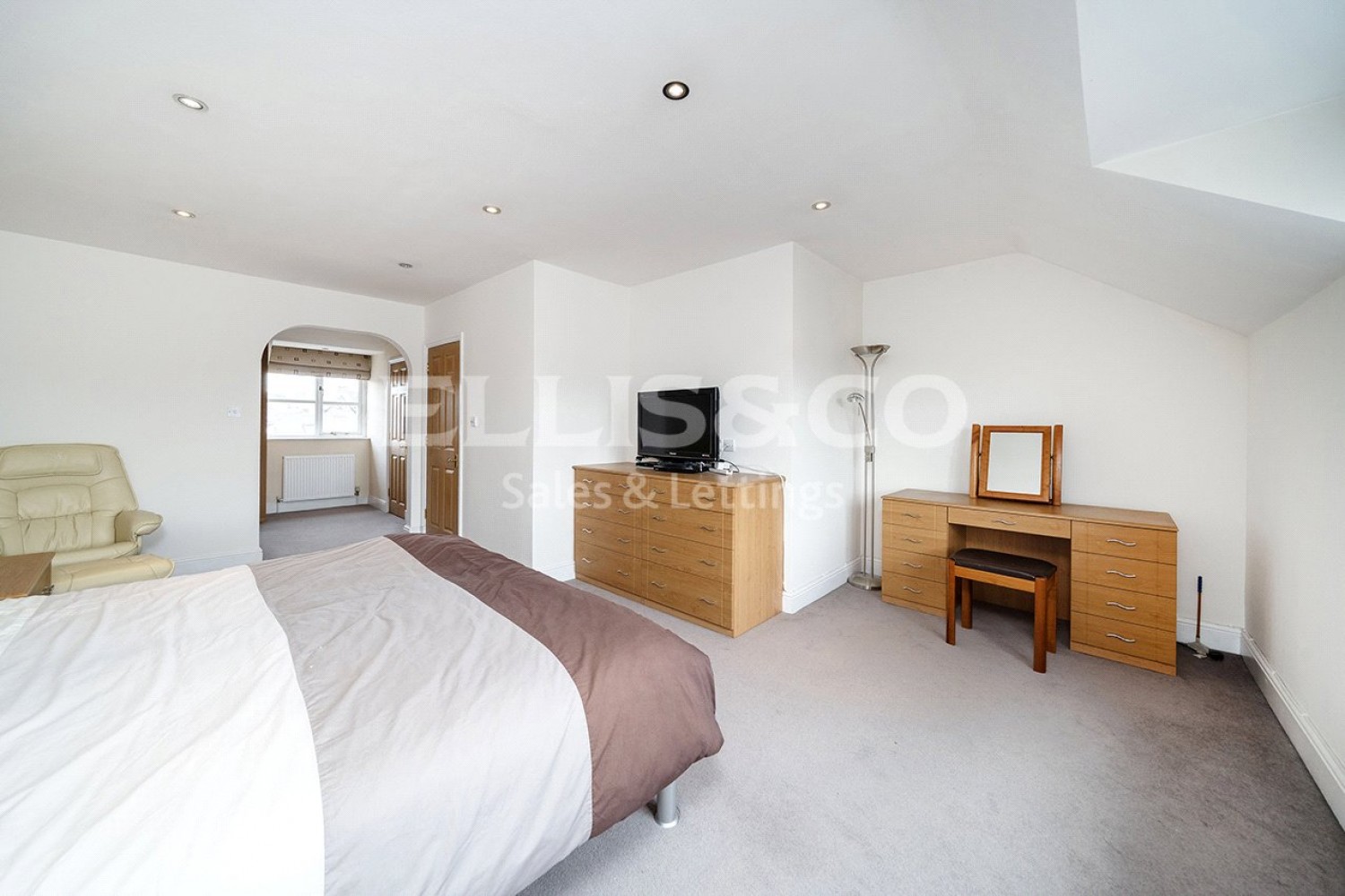 Mill Hill, London