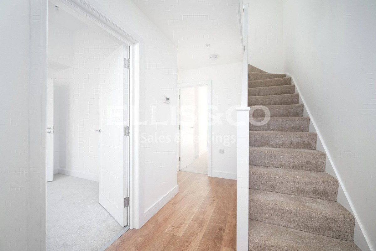 Mill Hill, London
